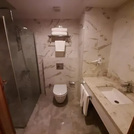 My Roomi Hotel 4*