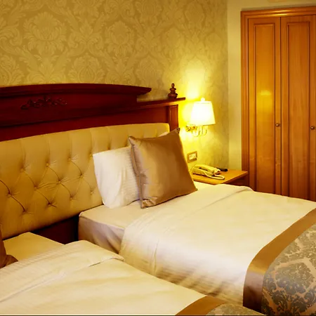Hotel My Roomi 4*