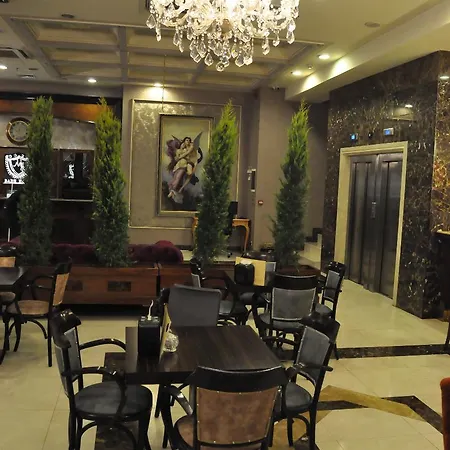 My Roomi Hotel 4*