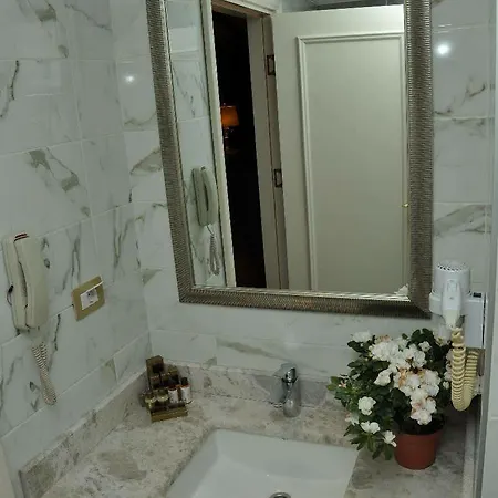 My Roomi Hotel 4*